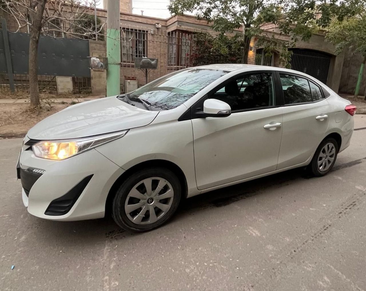 Toyota Yaris Usado en San Juan, deRuedas