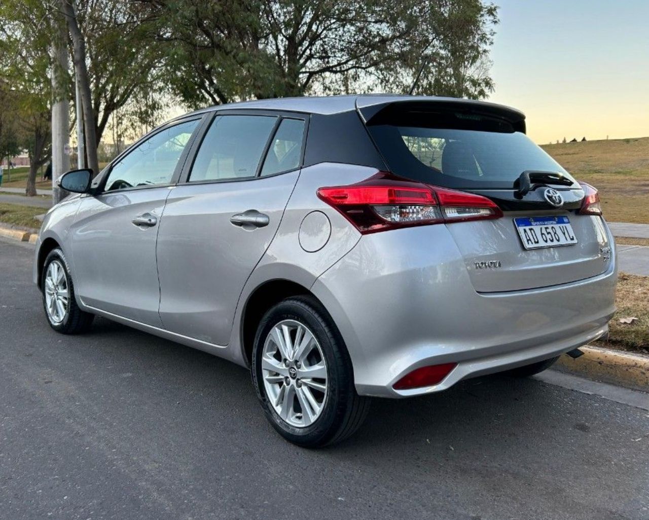 Toyota Yaris Usado Financiado en Mendoza, deRuedas
