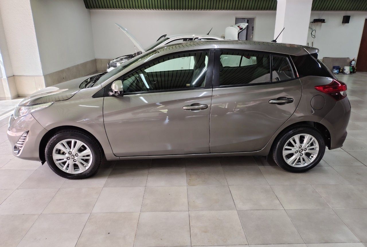 Toyota Yaris Usado Financiado en Mendoza, deRuedas