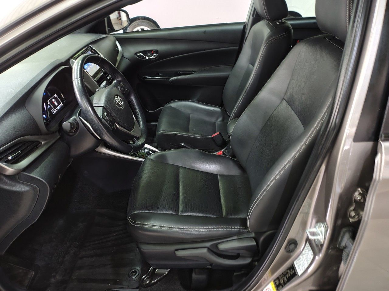 Toyota Yaris Usado Financiado en Mendoza, deRuedas