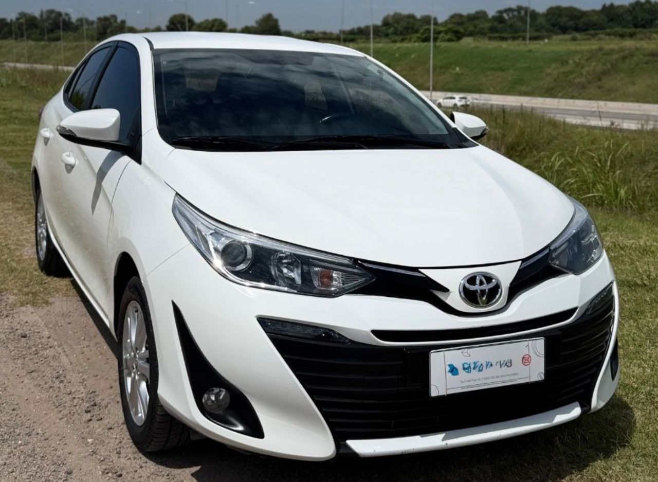 Toyota Yaris Usado Financiado en Córdoba, deRuedas