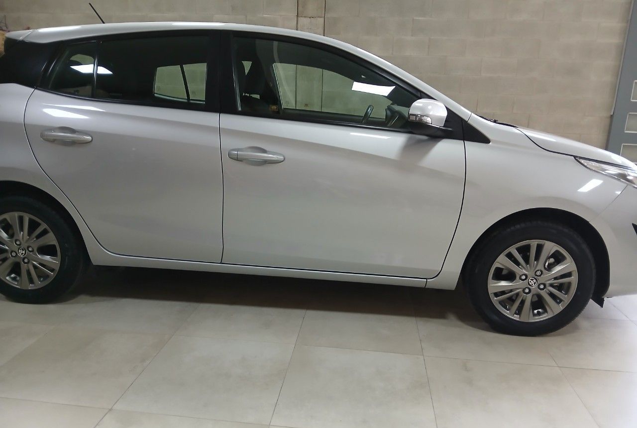 Toyota Yaris Usado en Mendoza, deRuedas