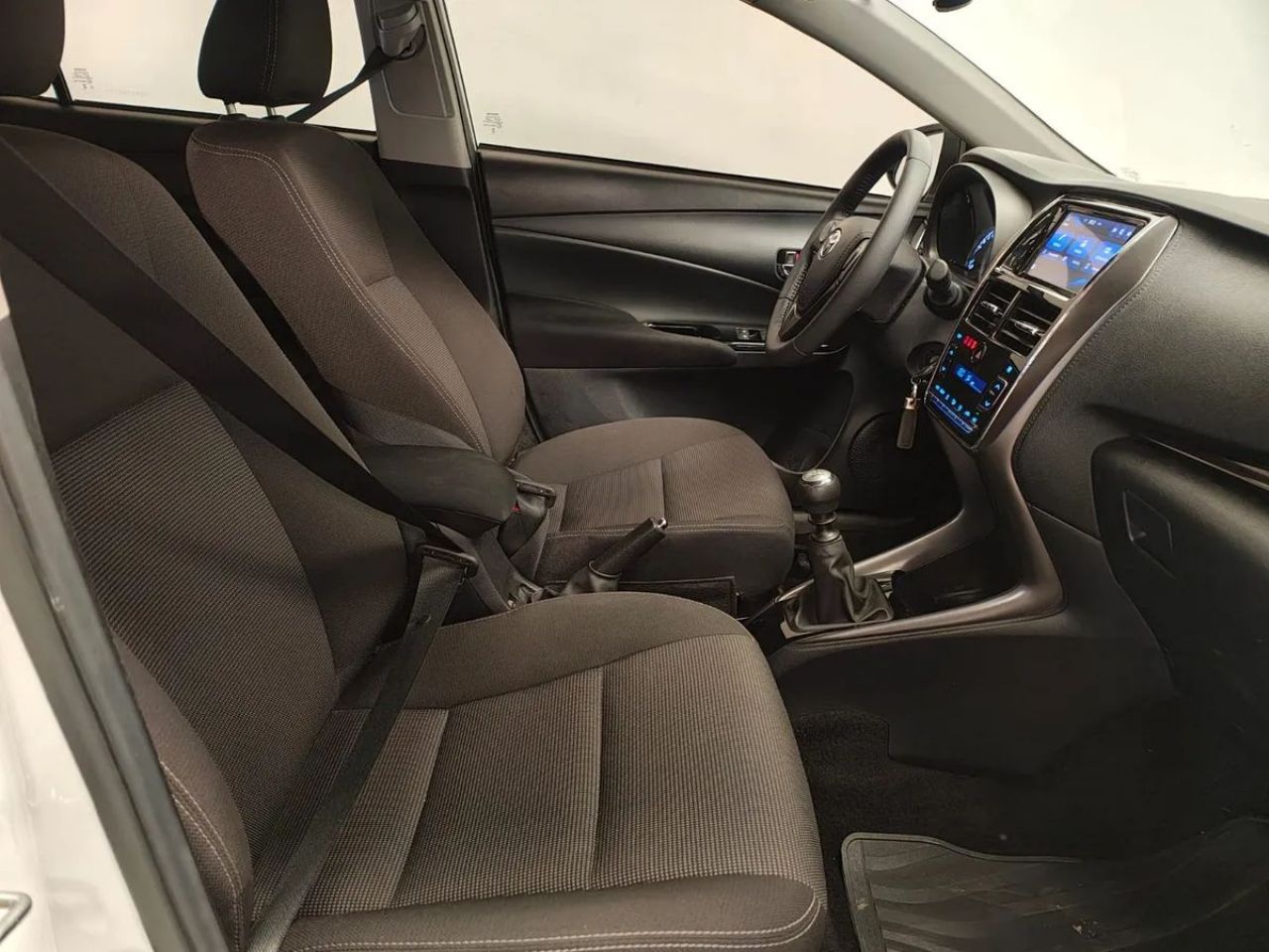 Toyota Yaris Usado en Córdoba, deRuedas