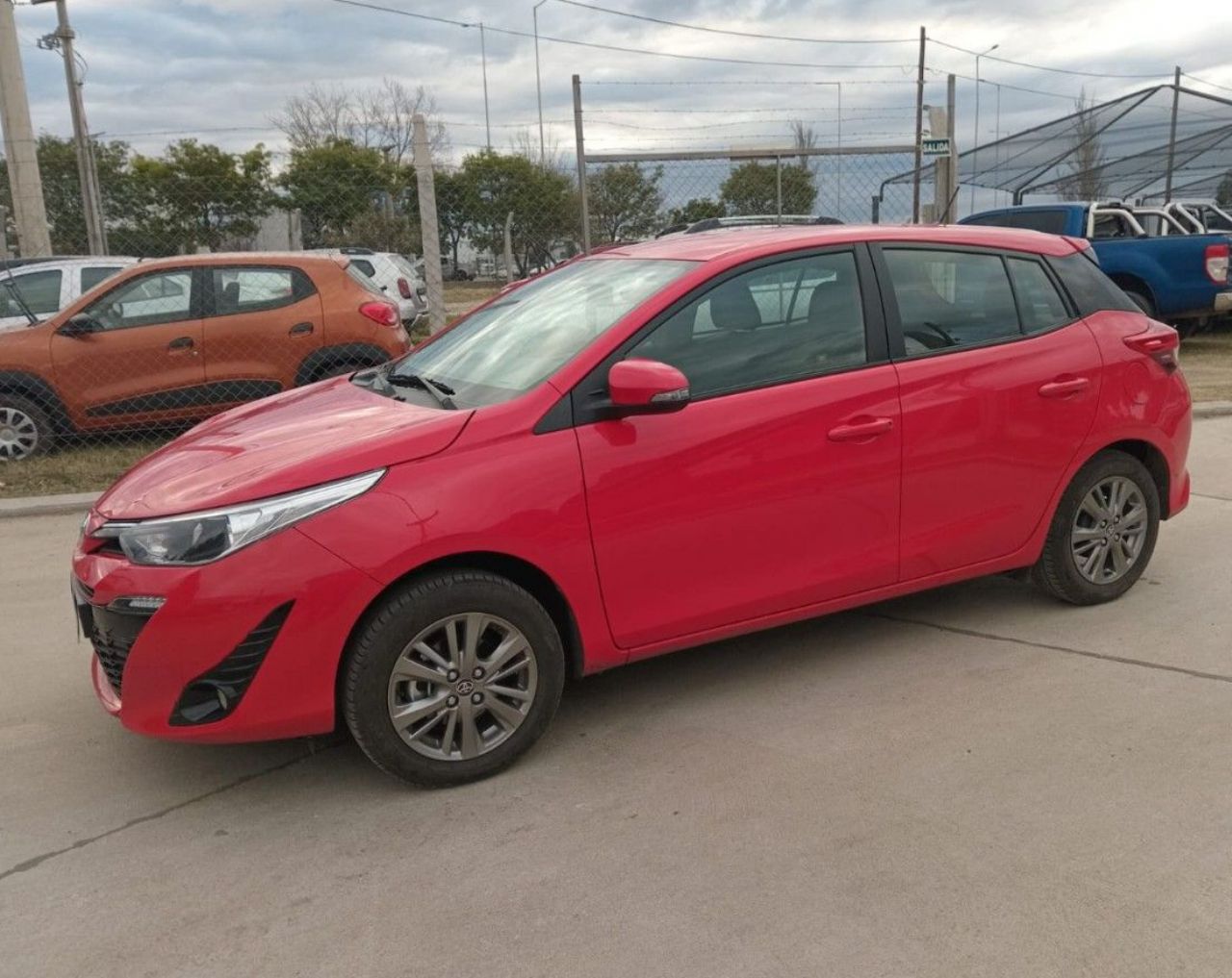 Toyota Yaris Usado Financiado en Córdoba, deRuedas