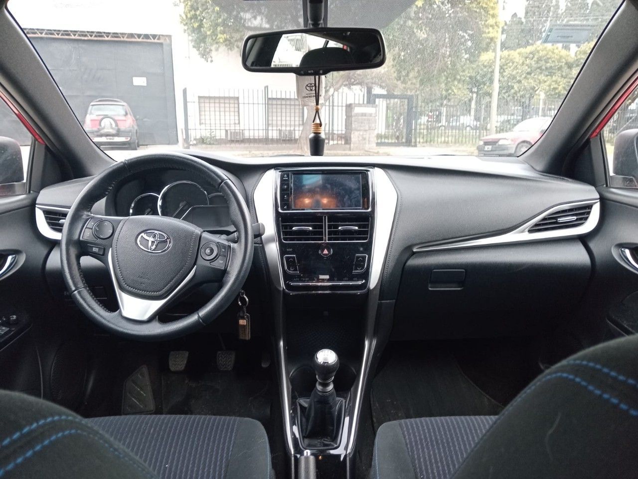 Toyota Yaris Usado Financiado en Córdoba, deRuedas