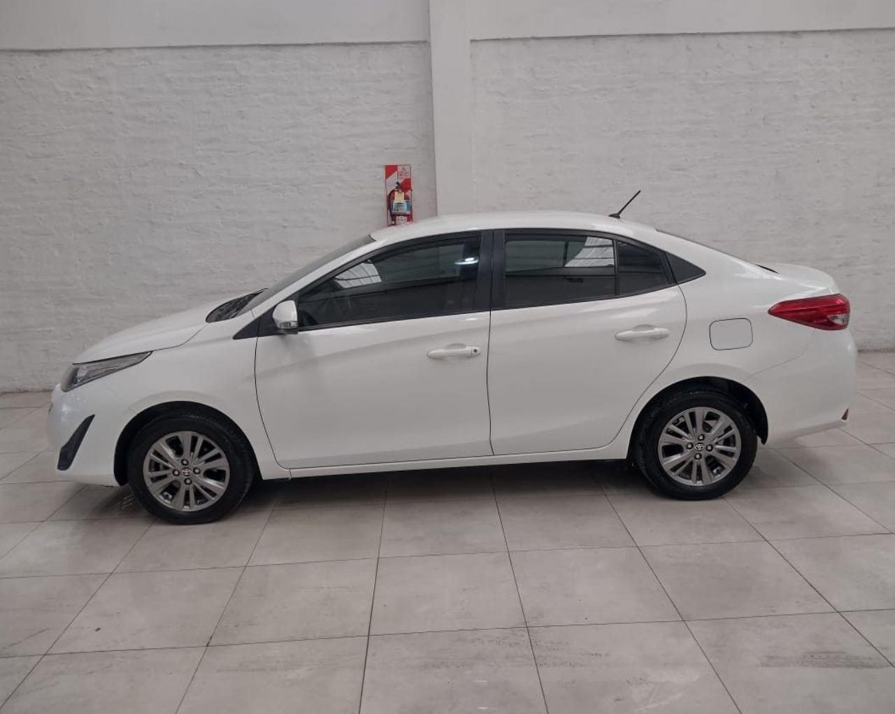 Toyota Yaris Usado Financiado en Mendoza, deRuedas