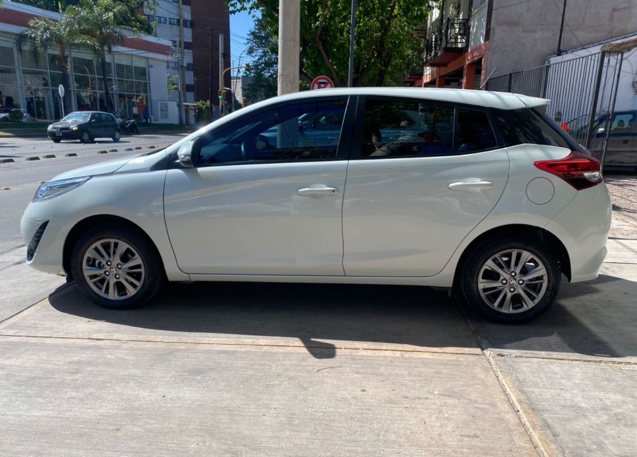 Toyota Yaris Usado en Mendoza, deRuedas