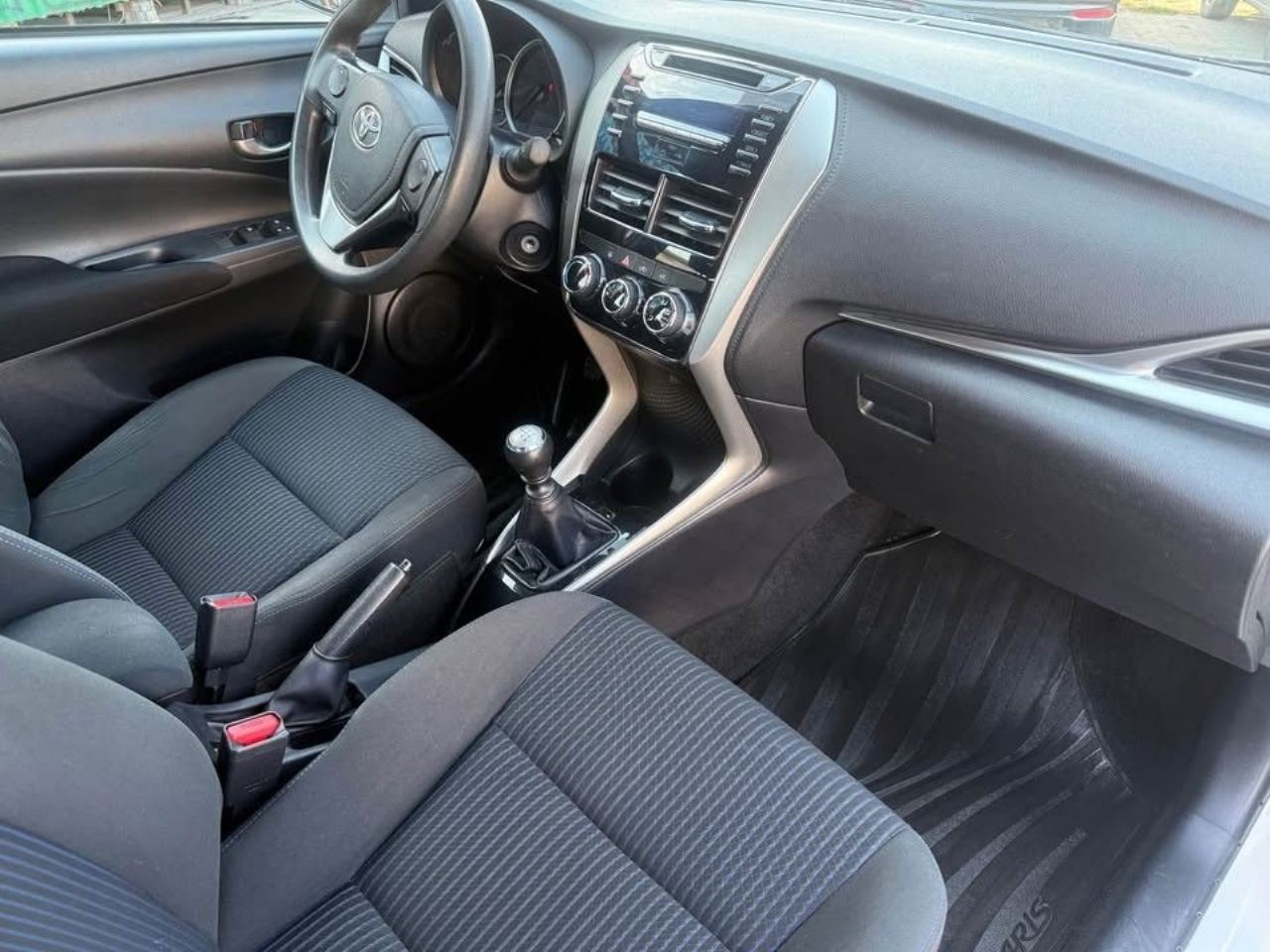Toyota Yaris Usado en Mendoza, deRuedas