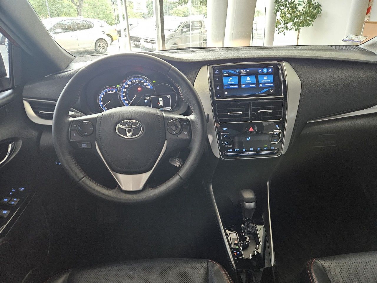 Toyota Yaris Usado Financiado en Córdoba, deRuedas
