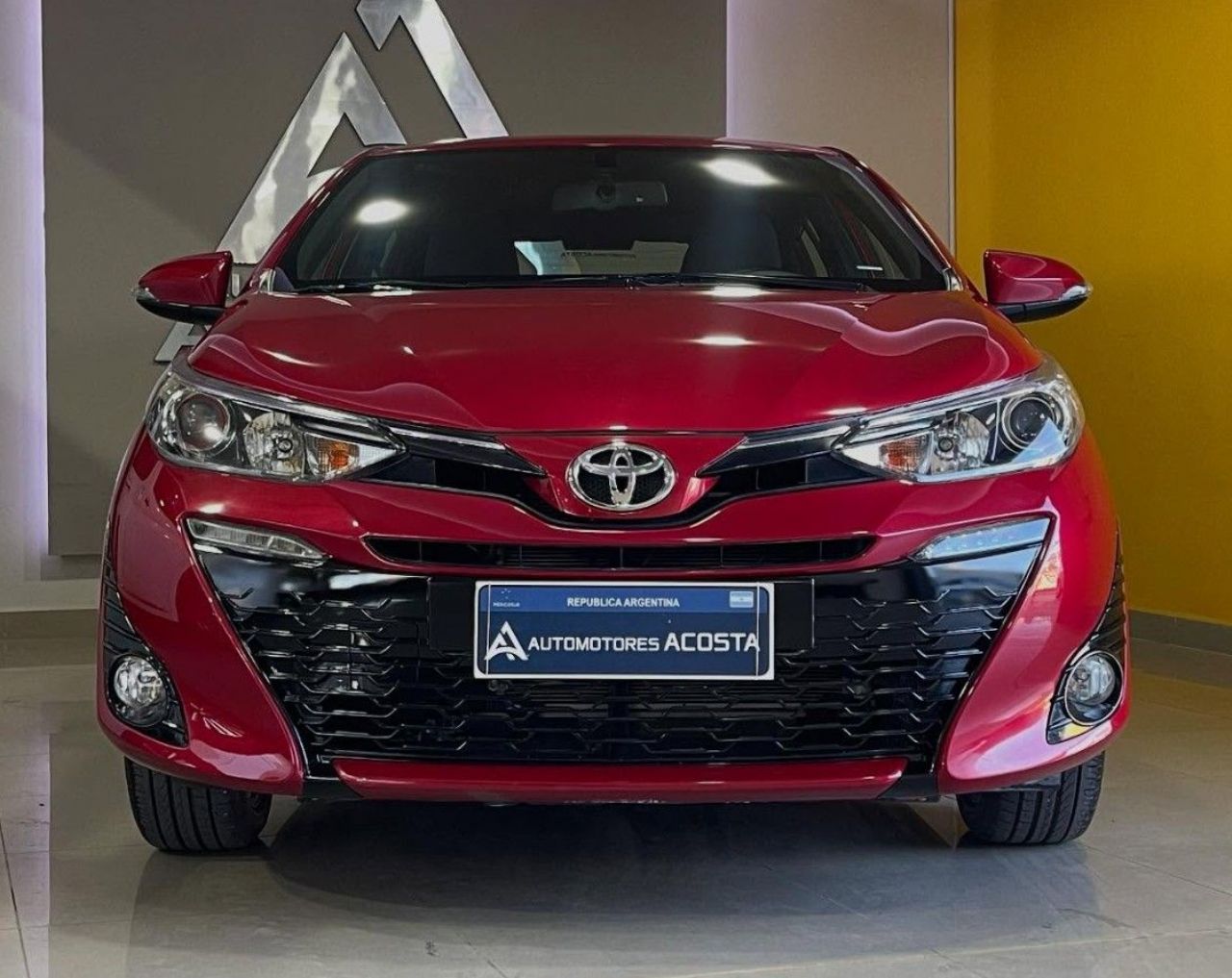 Toyota Yaris Usado Financiado en San Juan, deRuedas