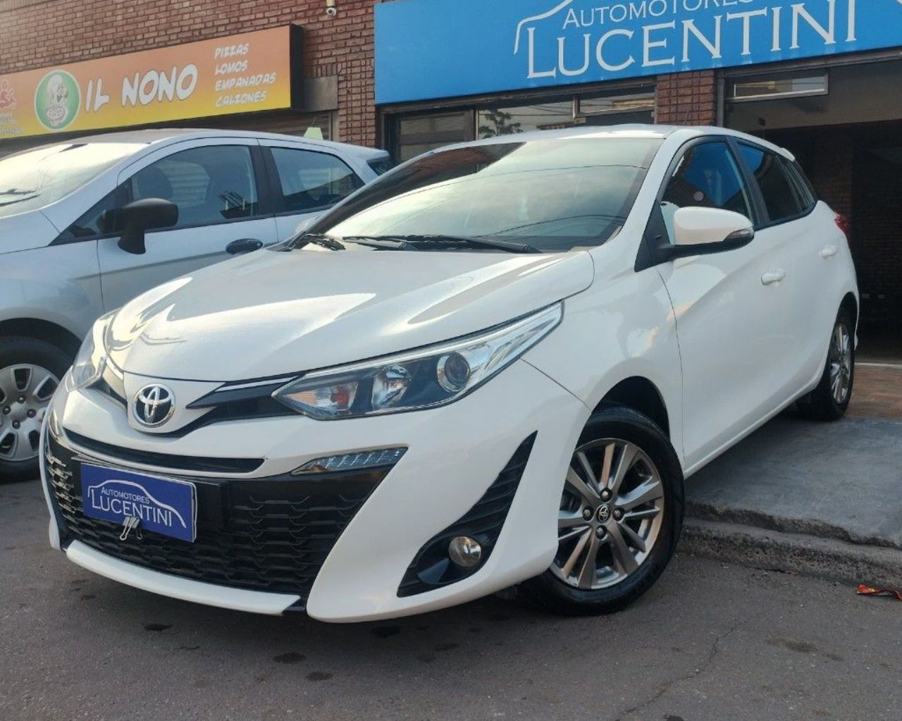 Toyota Yaris Usado Financiado en Mendoza, deRuedas