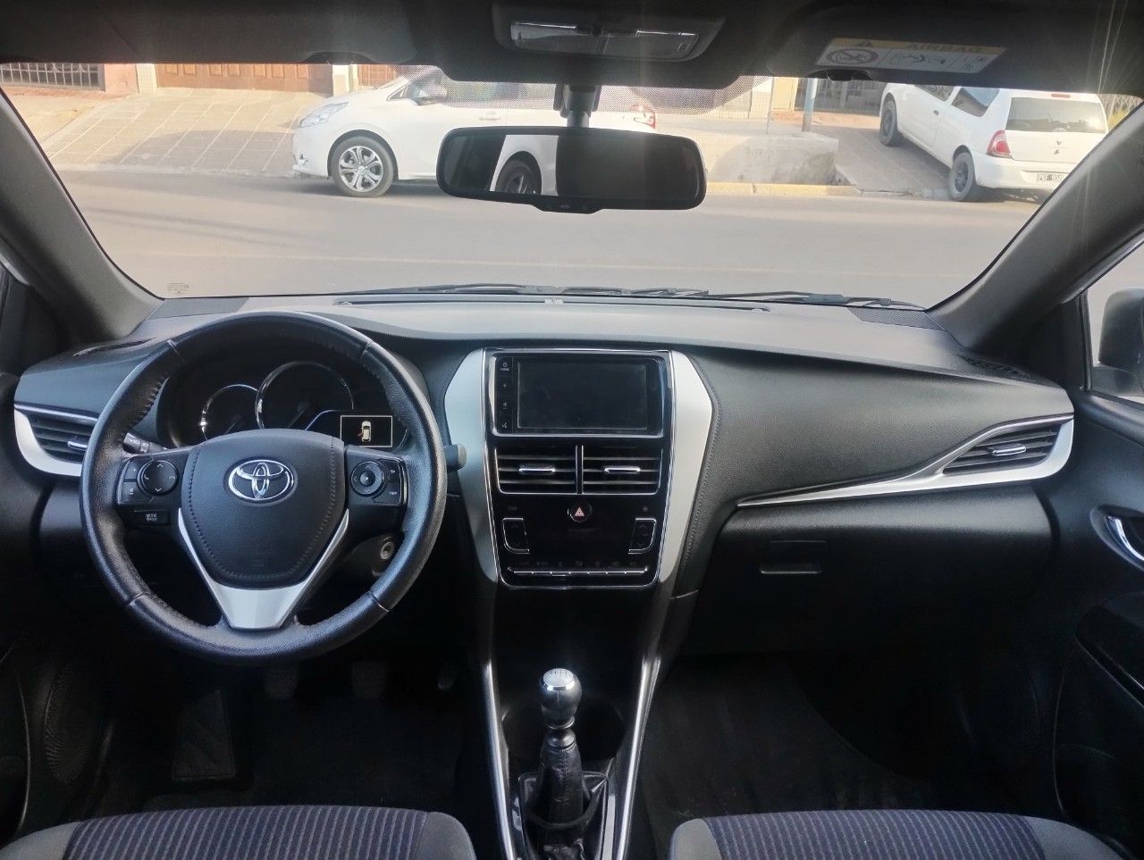 Toyota Yaris Usado Financiado en Mendoza, deRuedas