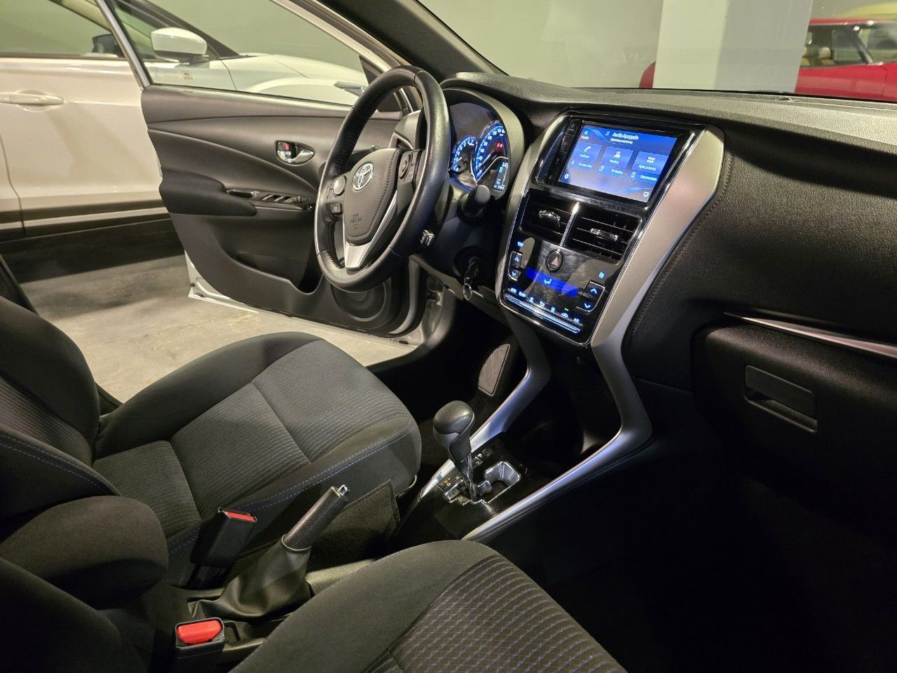 Toyota Yaris Usado Financiado en Mendoza, deRuedas