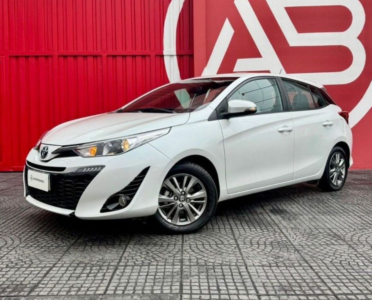 Toyota Yaris Usado Financiado en Córdoba, deRuedas