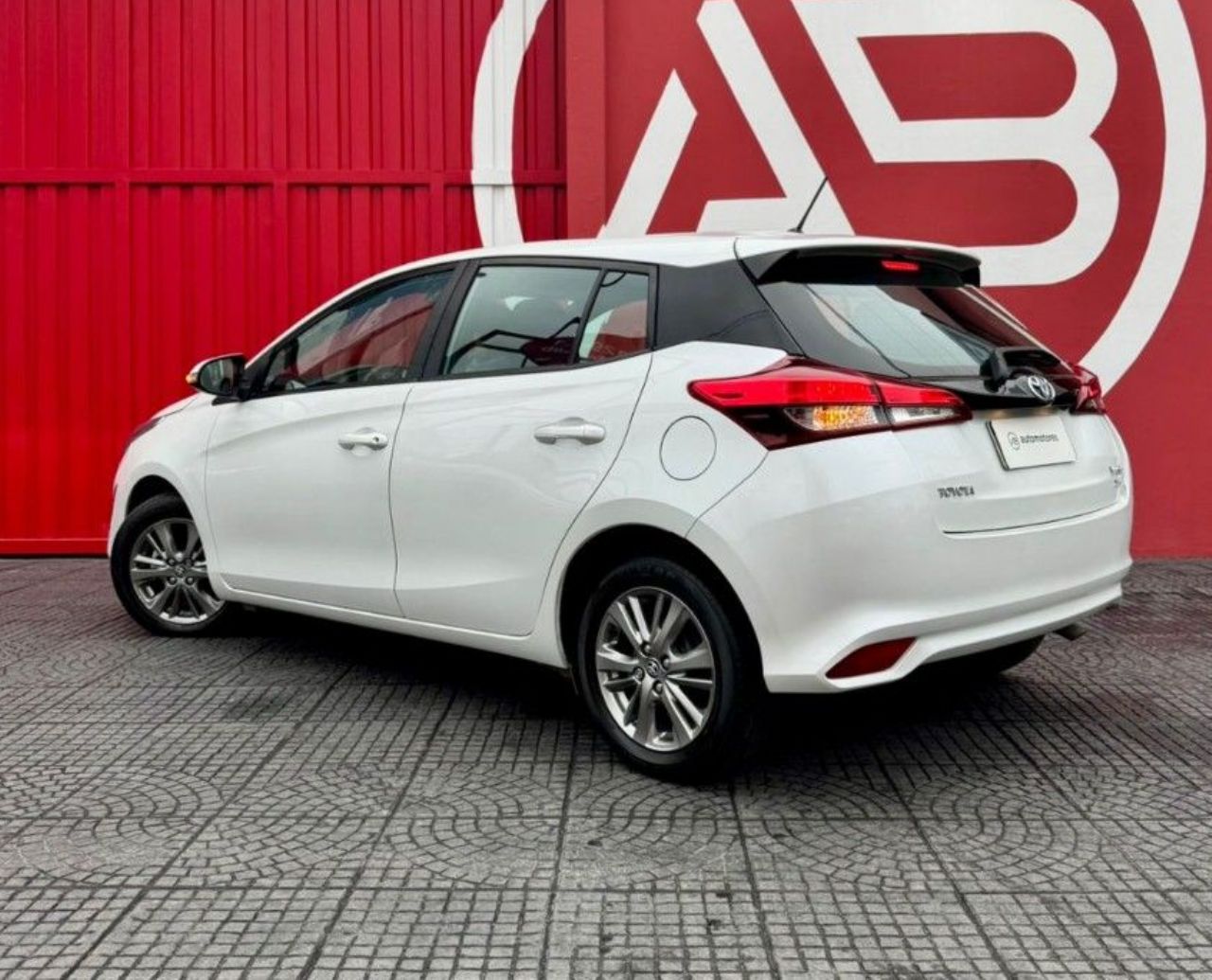 Toyota Yaris Usado Financiado en Córdoba, deRuedas