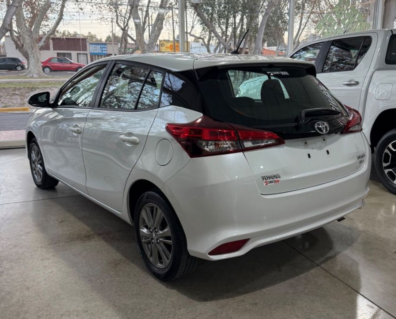 Toyota Yaris Usado Financiado en Mendoza, deRuedas