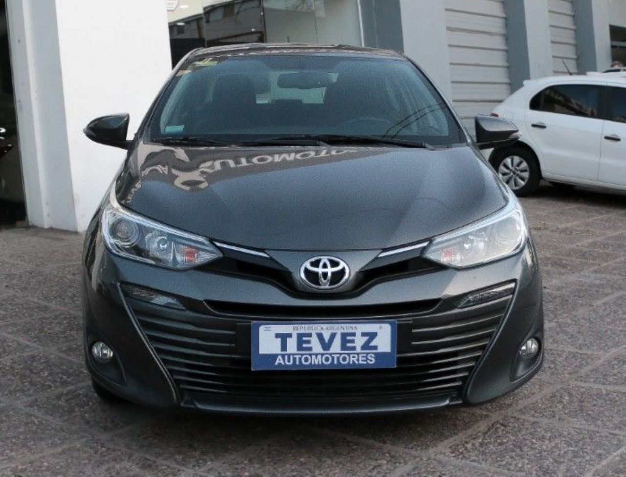 Toyota Yaris Usado Financiado en Córdoba, deRuedas