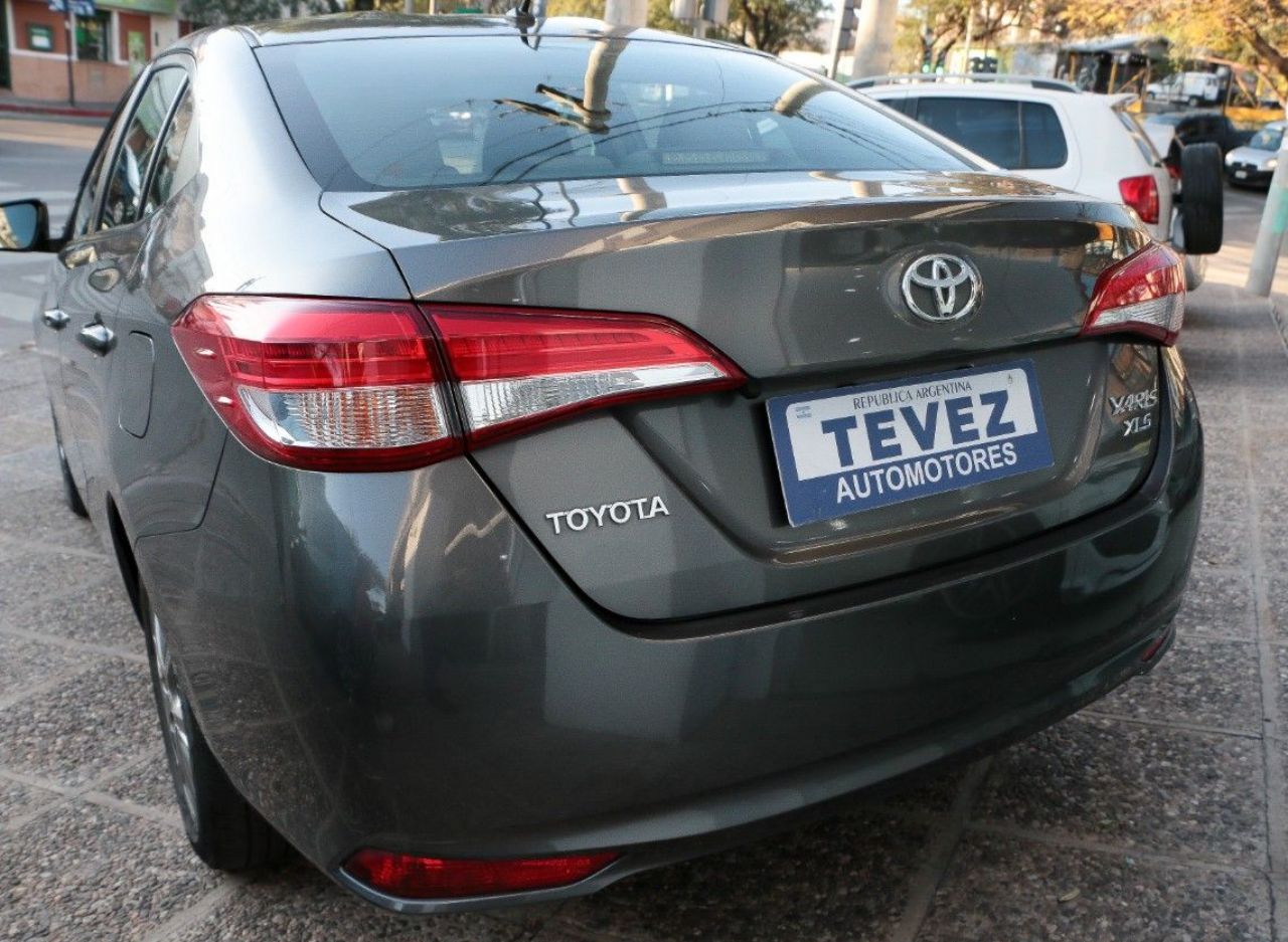 Toyota Yaris Usado Financiado en Córdoba, deRuedas