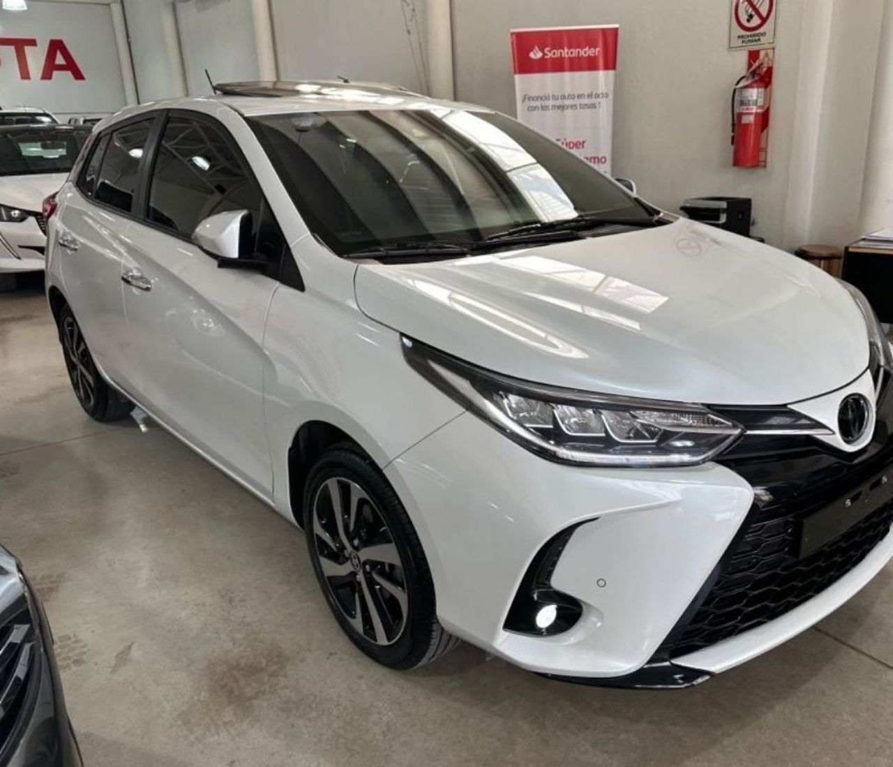 Toyota Yaris Usado Financiado en Mendoza, deRuedas