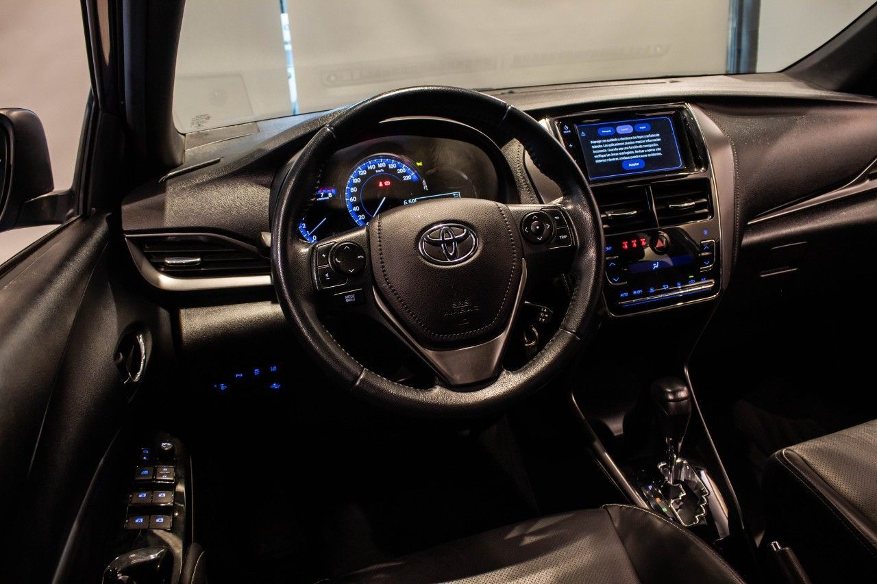 Toyota Yaris Usado en Córdoba, deRuedas