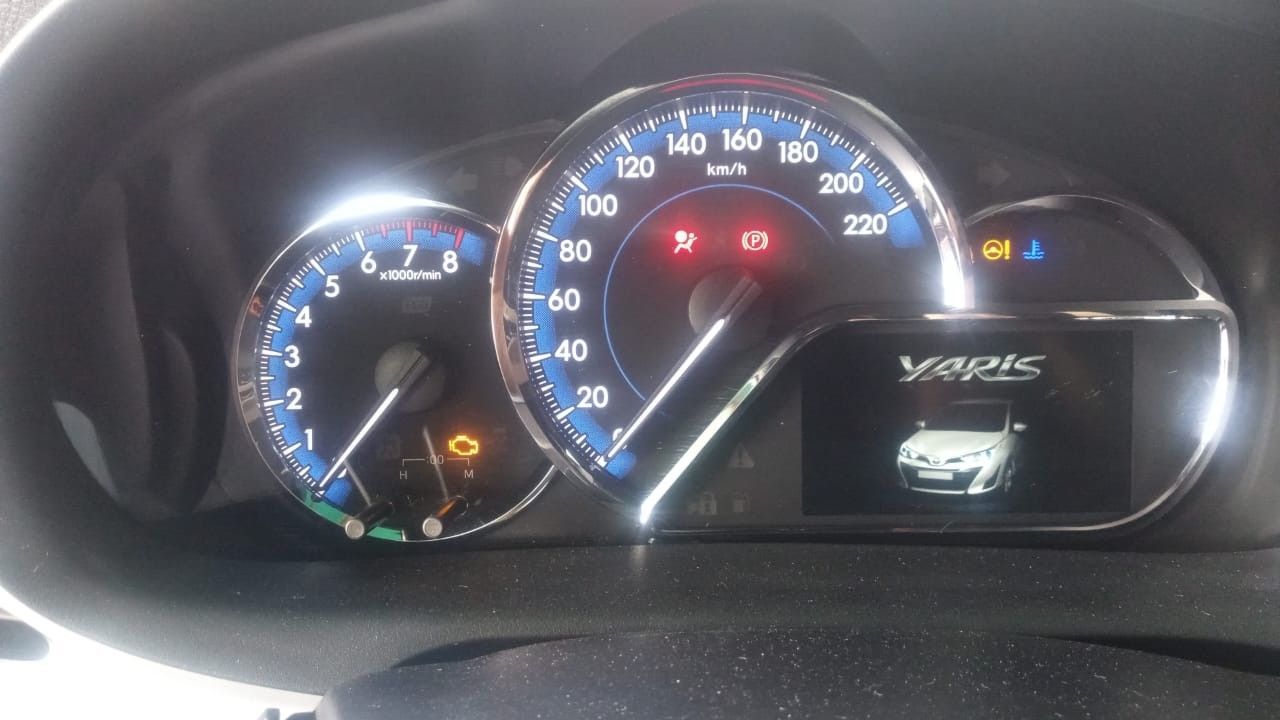 Toyota Yaris Usado Financiado en Córdoba, deRuedas