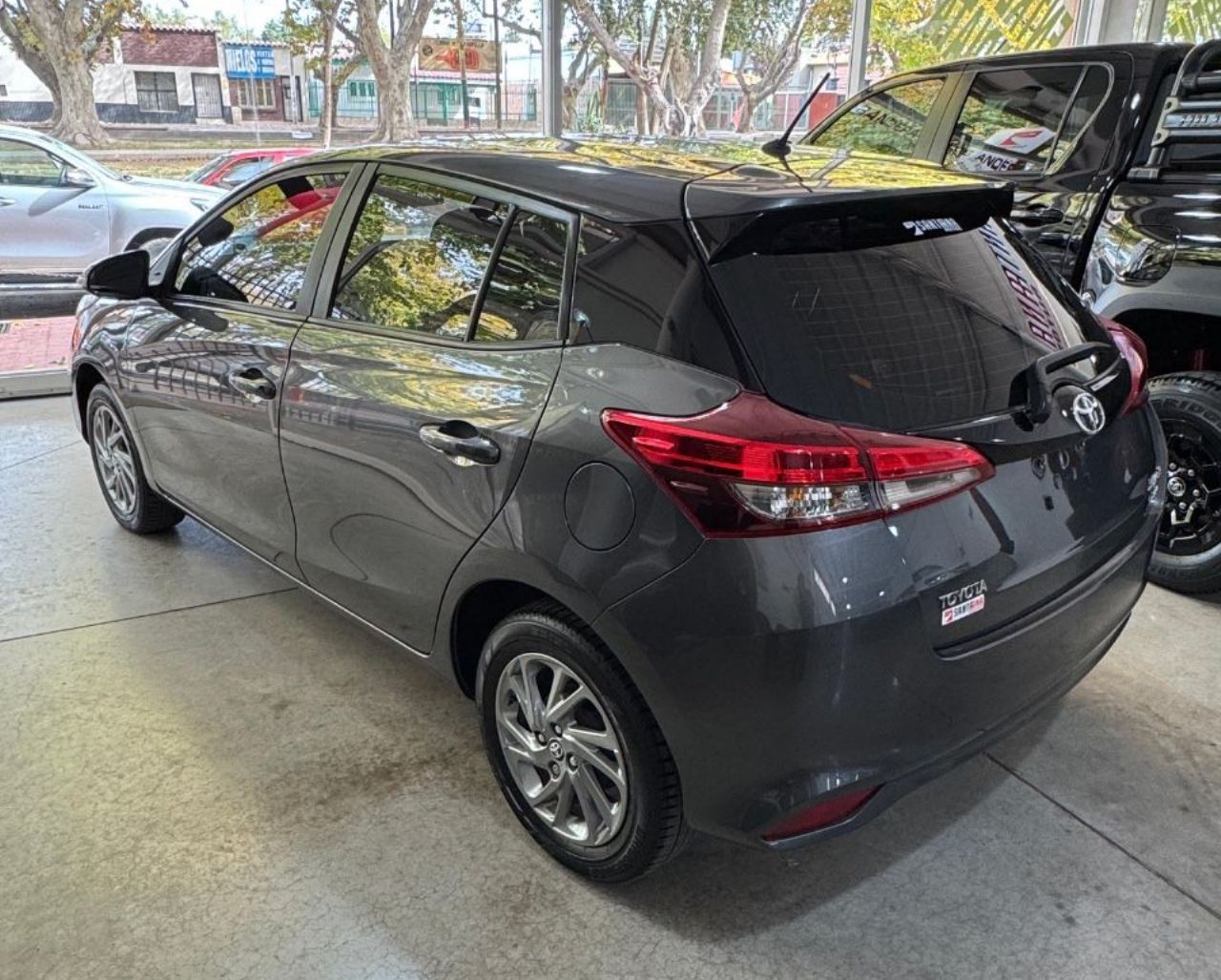 Toyota Yaris Usado Financiado en Mendoza, deRuedas