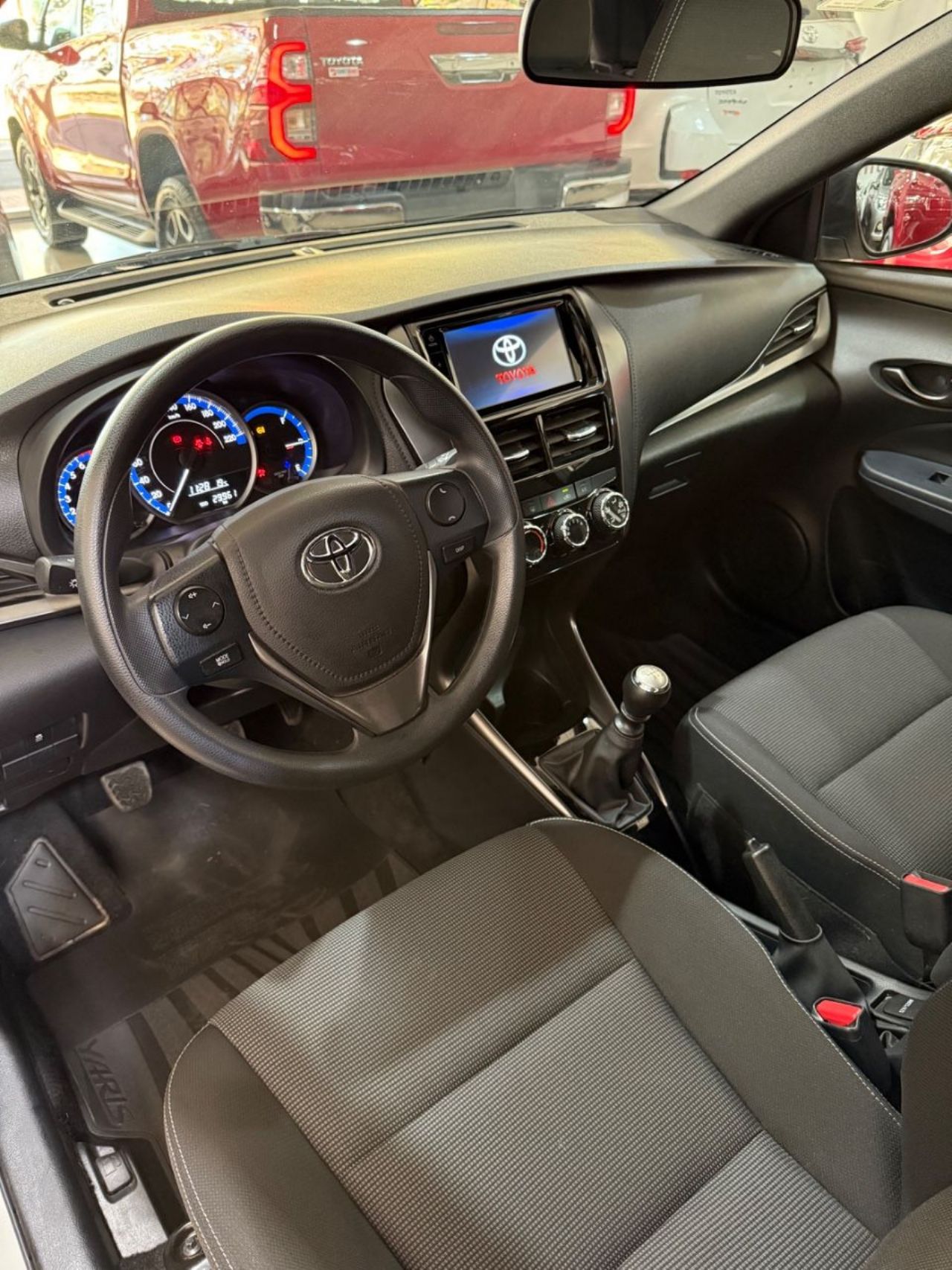 Toyota Yaris Usado Financiado en Mendoza, deRuedas