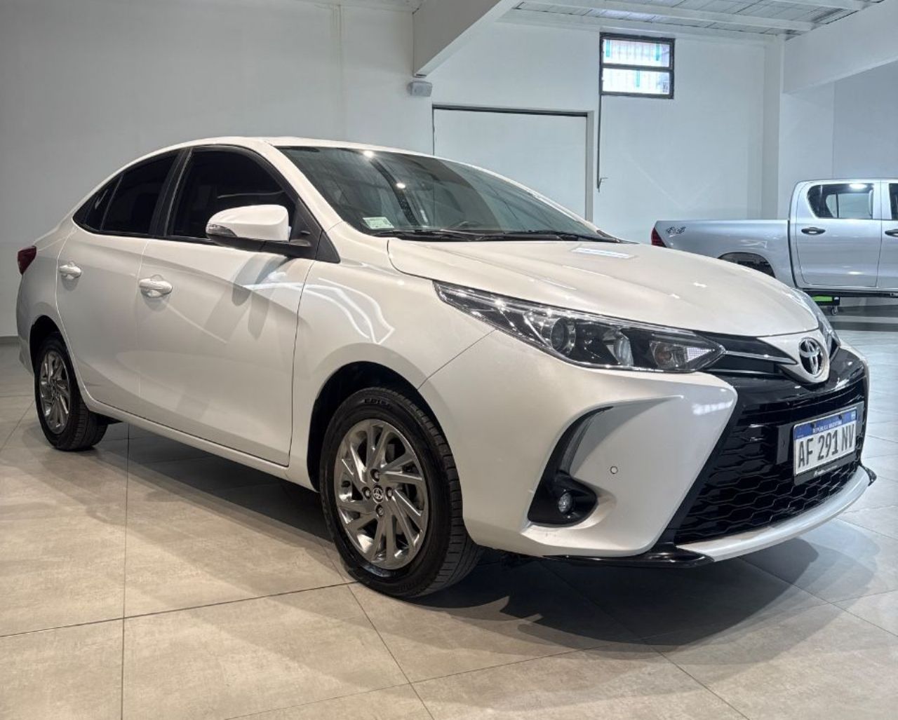 Toyota Yaris Usado Financiado en Mendoza, deRuedas