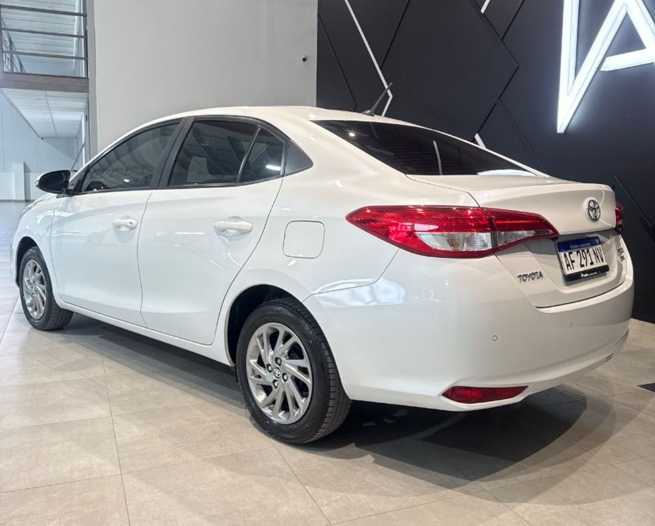 Toyota Yaris Usado Financiado en Mendoza, deRuedas