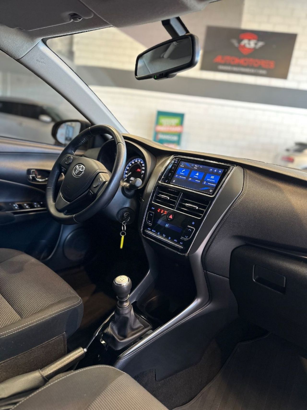 Toyota Yaris Usado en Córdoba, deRuedas