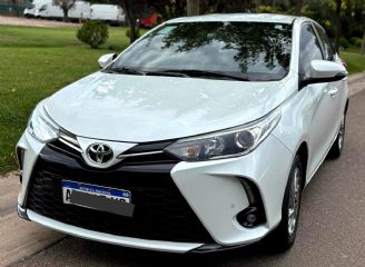 Toyota Yaris Usado en Mendoza Financiado