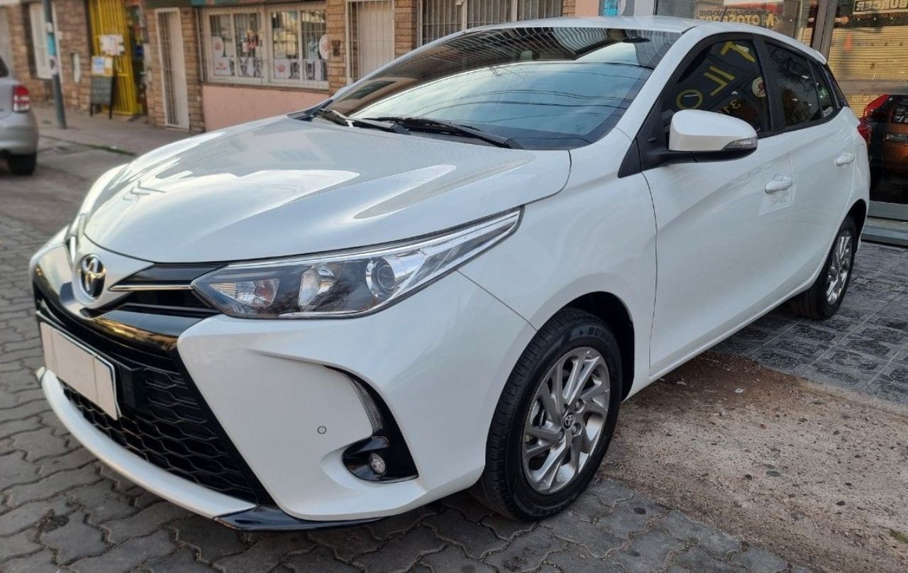 Toyota Yaris Usado Financiado en Mendoza, deRuedas