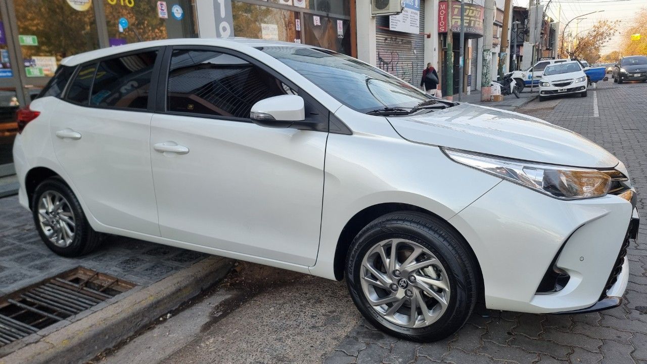 Toyota Yaris Usado Financiado en Mendoza, deRuedas