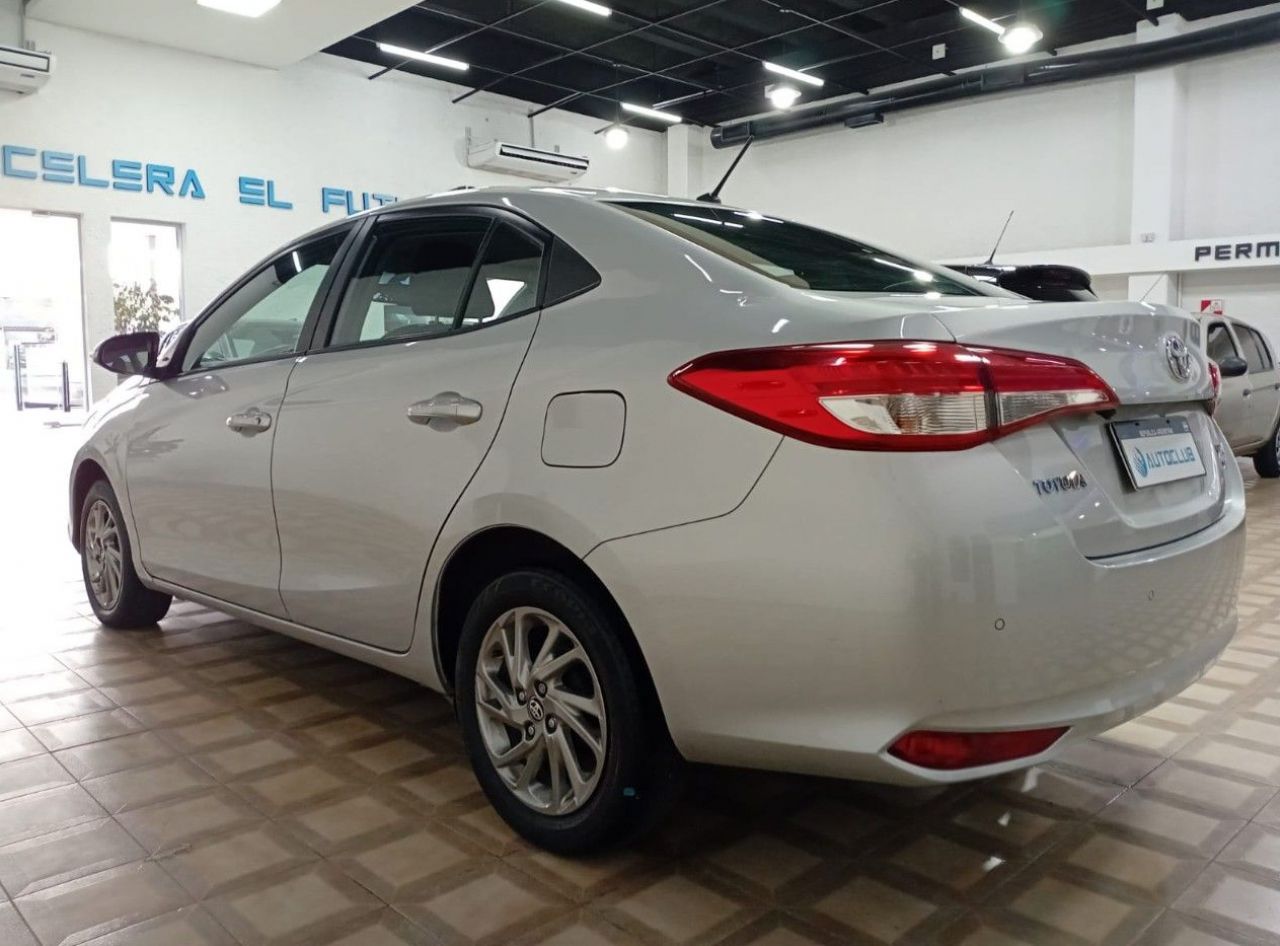 Toyota Yaris Usado Financiado en Córdoba, deRuedas