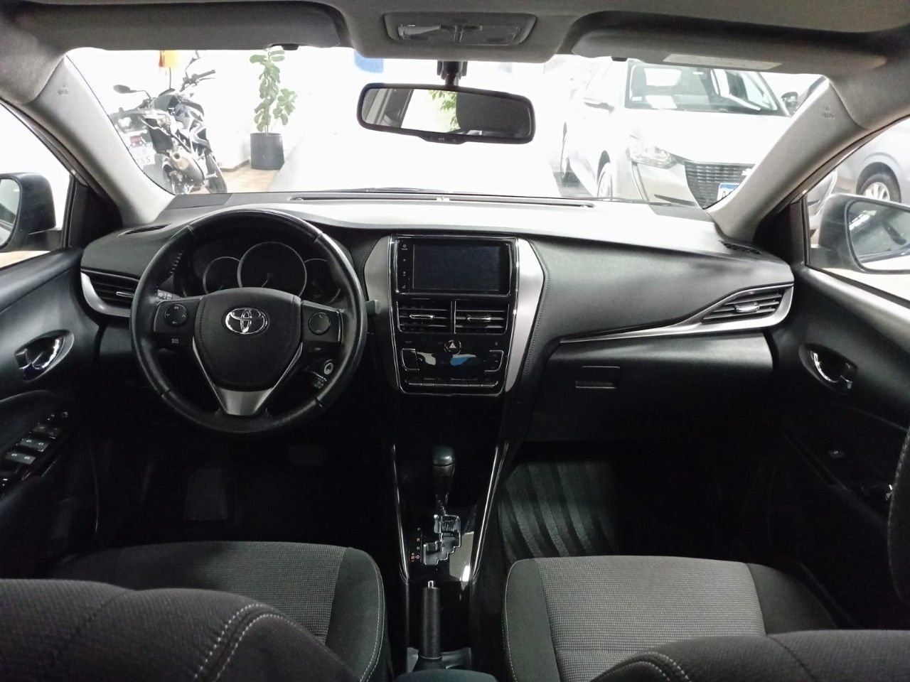 Toyota Yaris Usado Financiado en Córdoba, deRuedas