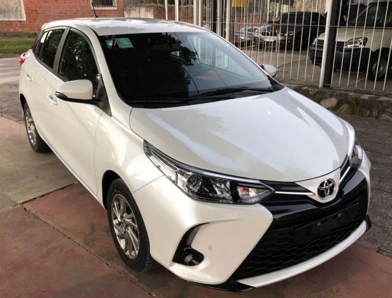 Toyota Yaris Nuevo en Salta, deRuedas