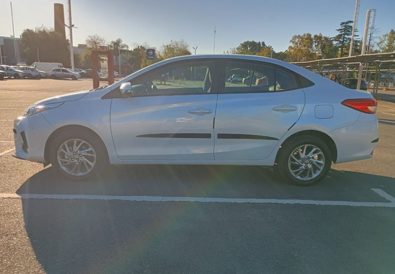 Toyota Yaris Usado en Buenos Aires, deRuedas