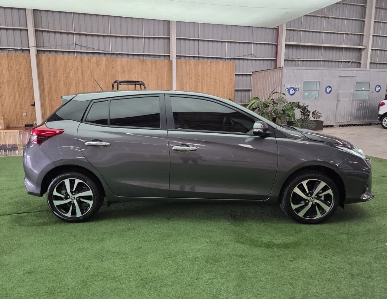 Toyota Yaris Usado Financiado en Córdoba, deRuedas