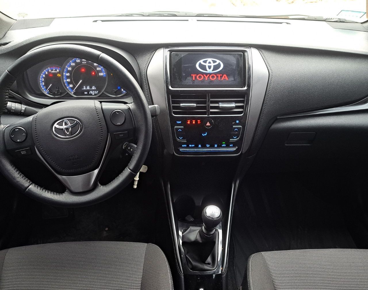 Toyota Yaris Usado Financiado en Mendoza, deRuedas
