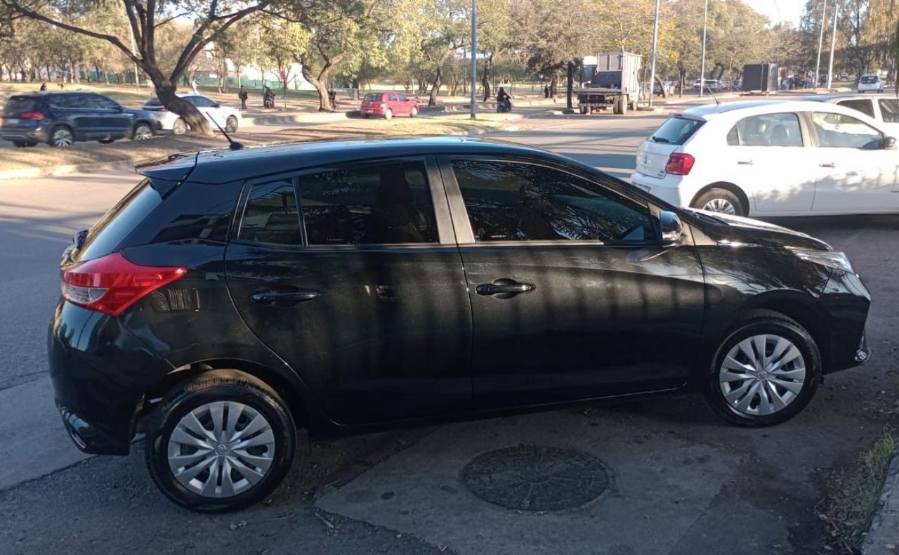 Toyota Yaris Usado en Córdoba, deRuedas