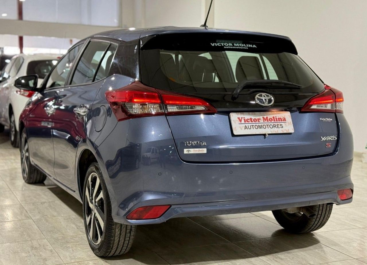 Toyota Yaris Usado Financiado en San Juan, deRuedas