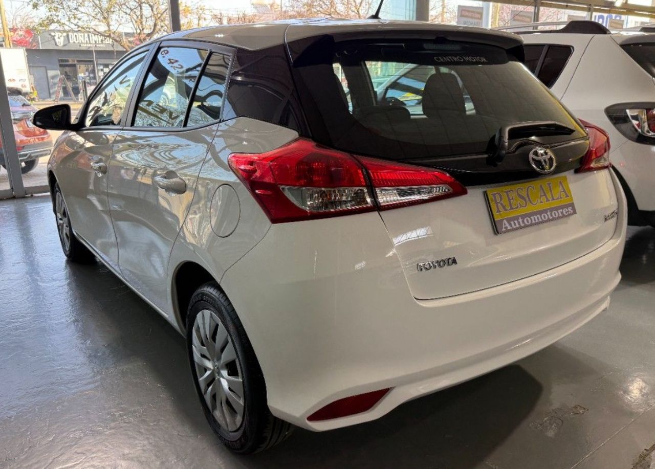 Toyota Yaris Usado Financiado en Córdoba, deRuedas