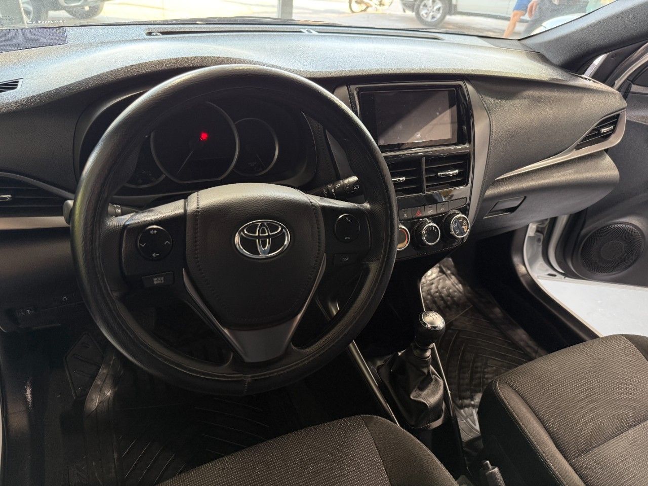 Toyota Yaris Usado Financiado en Córdoba, deRuedas
