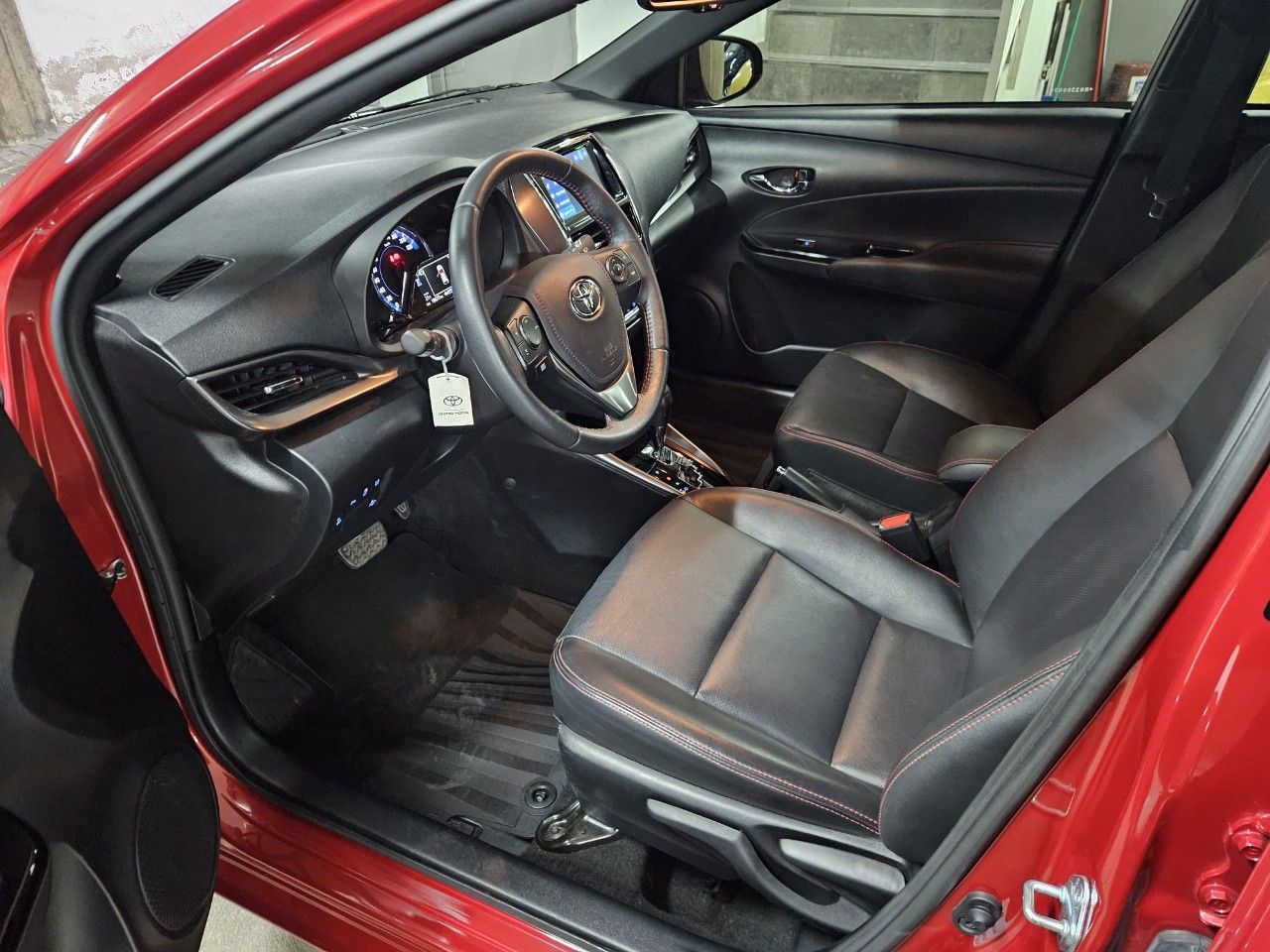 Toyota Yaris Usado Financiado en Córdoba, deRuedas