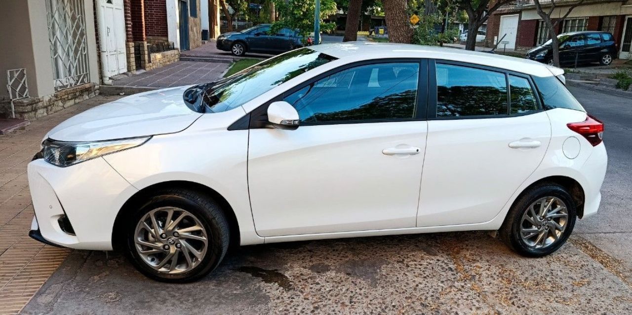 Toyota Yaris Usado en Mendoza, deRuedas