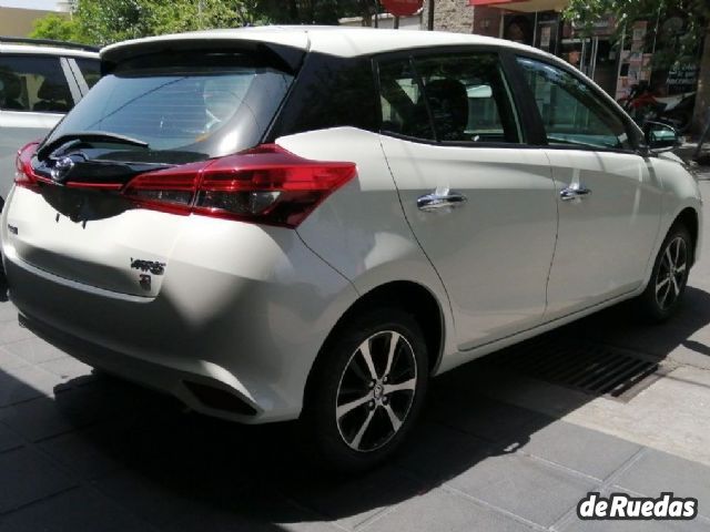 Toyota Yaris Nuevo en Mendoza, deRuedas