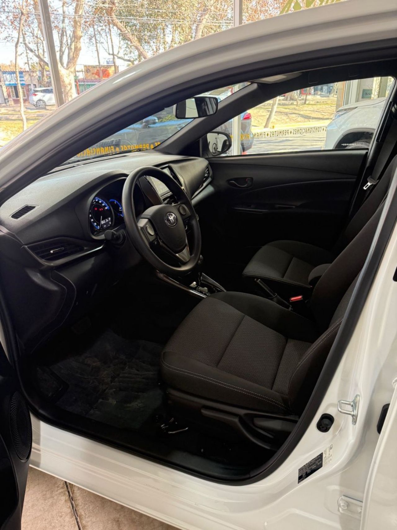 Toyota Yaris Nuevo Financiado en Mendoza, deRuedas