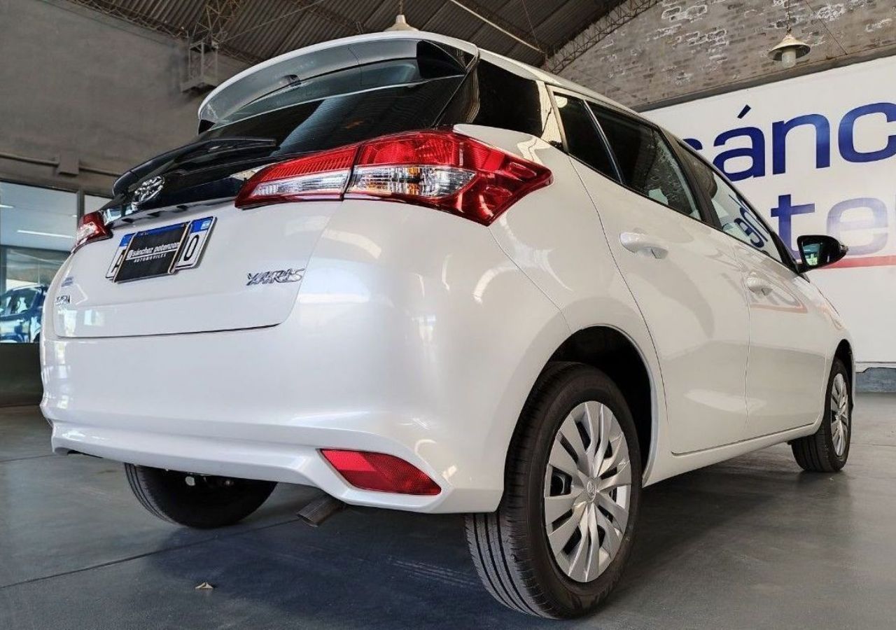 Toyota Yaris Nuevo en Mendoza, deRuedas