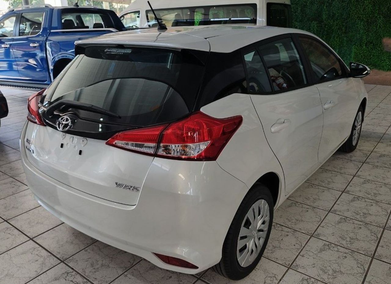 Toyota Yaris Nuevo en Mendoza, deRuedas