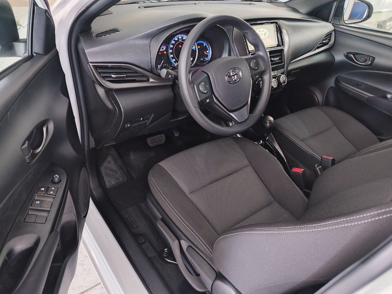 Toyota Yaris Nuevo en Mendoza, deRuedas